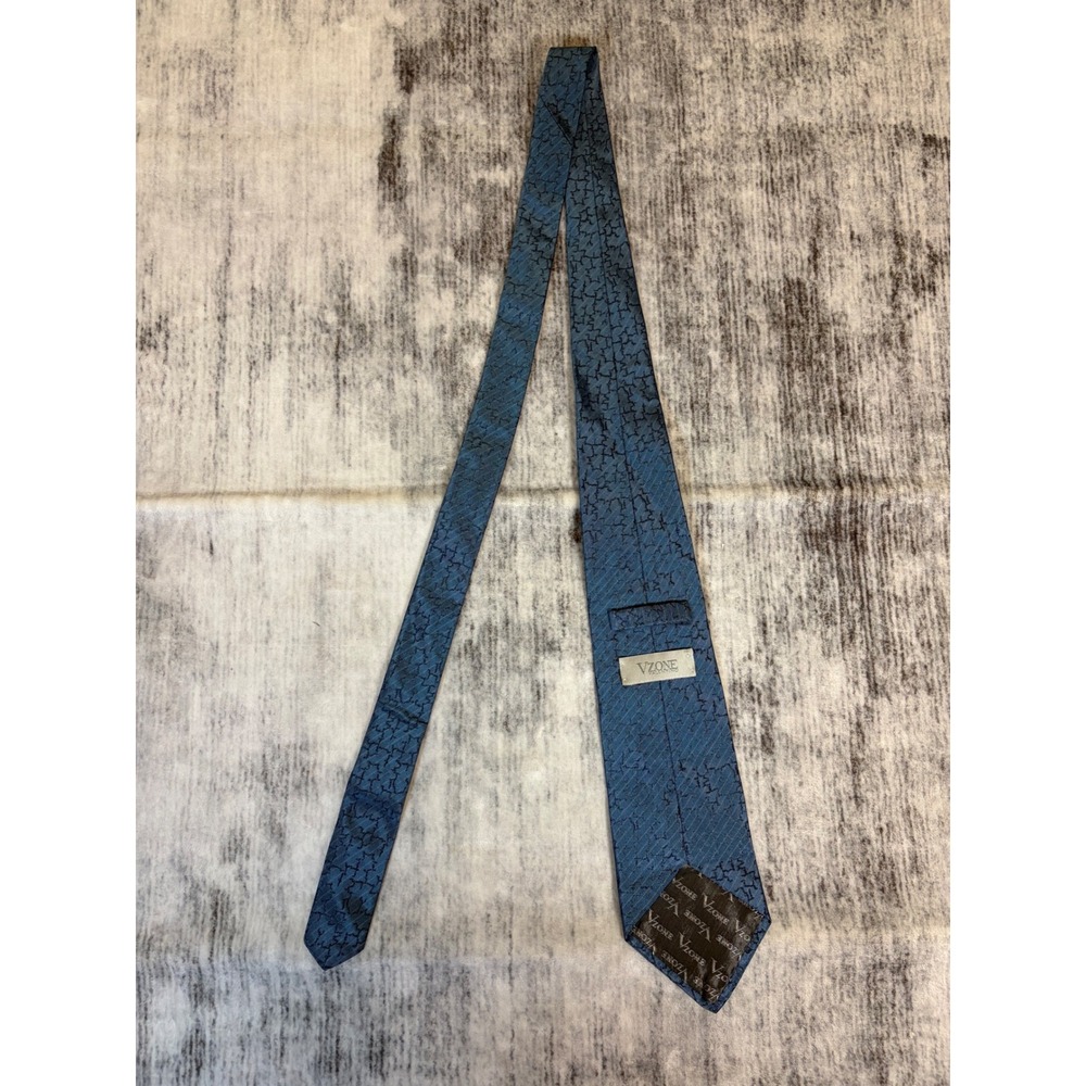 V2one Valentino Silk Tie Blue Black Crackle Pattern Made in Italy Designer - Picture 6 of 7